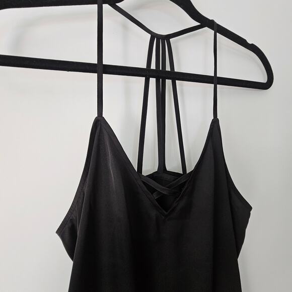 No Boundaries Women Strappy Satin Tank Top Sz L Black Flowy Soft - Picture 2 of 10